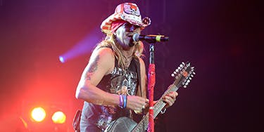 Image of Bret Michaels In Gilford