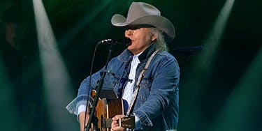 Image of Dwight Yoakam In Bend